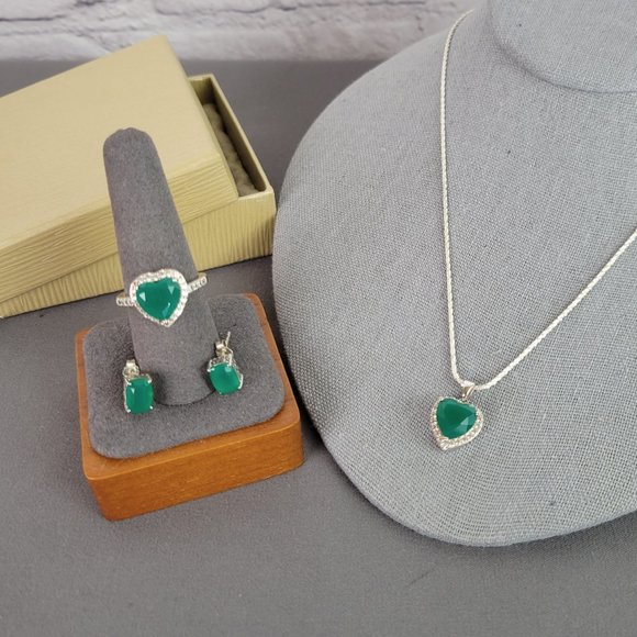 JTV Jewelry - Green Onyx Rhodium Over Silver Heart Necklace, Ring (Sz 7.5), & Earrings